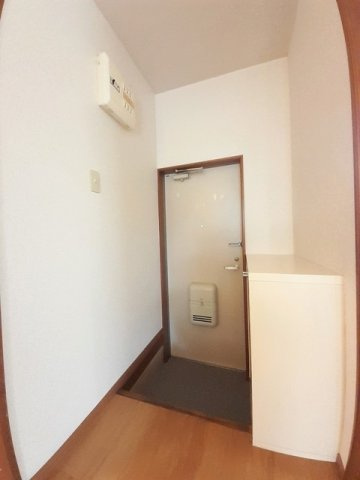 【玄関】 | ニューシティハピネス | 落ち着いた玄関です