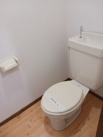 【トイレ】 | シティハイツ妹尾Ｃ | 落ち着いた色調のトイレです