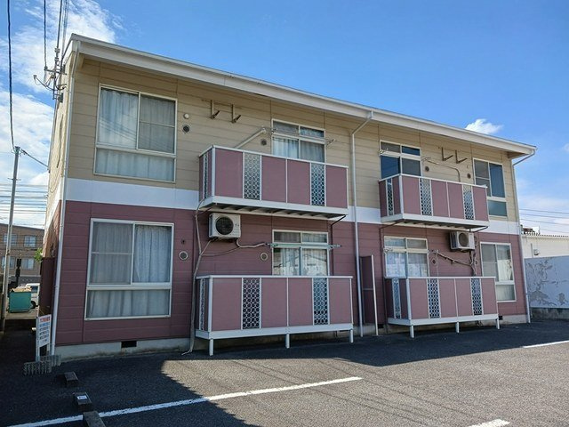 【外観】 | ニューシティ国富 | 外観は落ち着いています