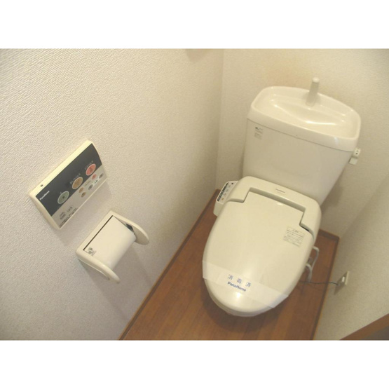 【トイレ】 | インペリアルパレス | ゆったりとした空間のトイレです