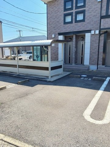 【駐車場】 | カルムメゾン　Ｍ・Ｙ | カースペースがあります