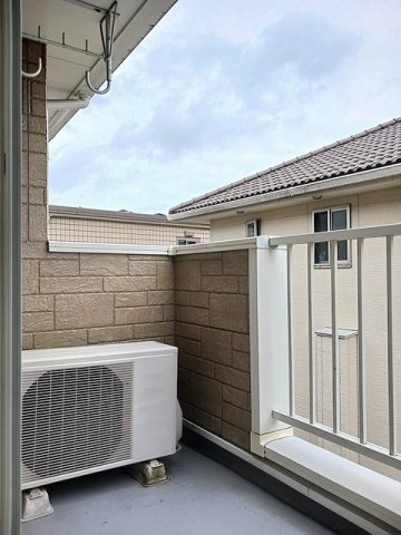 【バルコニー】 | シーザリオ三番館 | バルコニーからの眺めを楽しみながら食事をしませんか