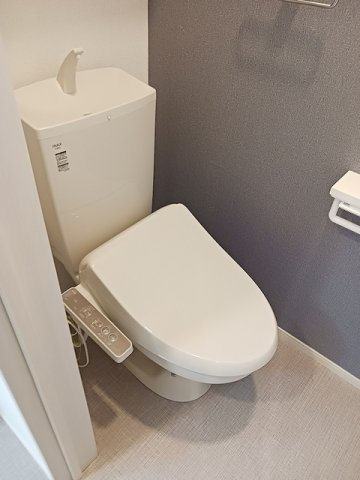 パン・カオレＢのトイレ|清潔感のあるトイレです