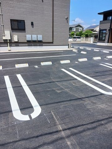 パン・カオレＢの駐車場|カースペースがあります