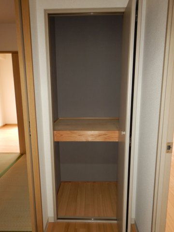 【収納】 | ネクスト倉田　西館 | 岡山市中区倉田　ネクスト倉田西館　3LDK　収納