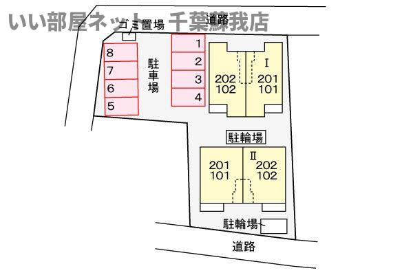 アットホームひまわりⅡの駐車場