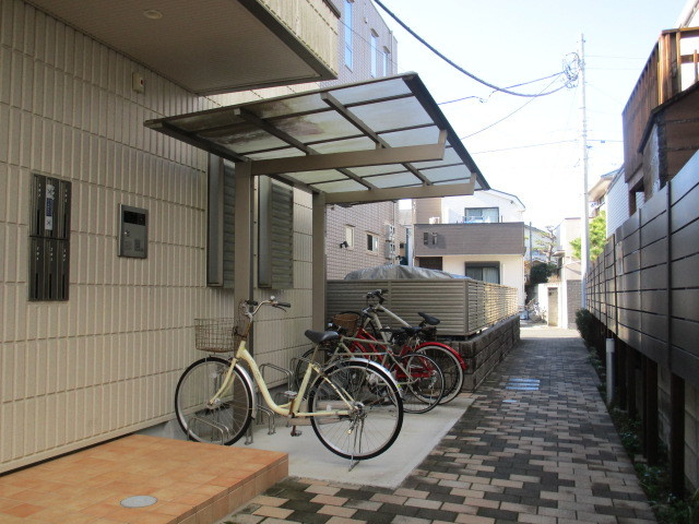グラン・ジュテのその他共用部分|★屋根付き自転車駐輪場★