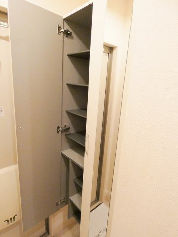 リヴェールの玄関