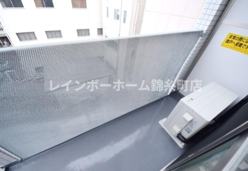 江戸川区中央１丁目の賃貸マンションのバルコニー