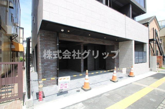 Le'a横濱和田町参番館のエントランス