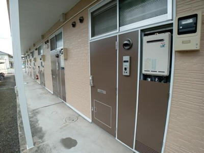 【玄関】 | レオパレスグランシャリオ | ※写真と現状が異なる場合は現状を優先