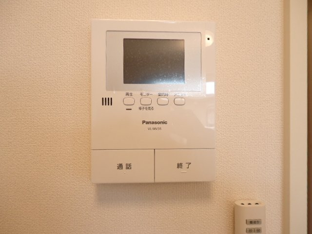 【内装】 | フィオーレ | カメラ付インターホン