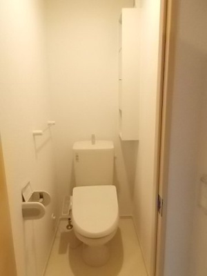 【トイレ】 | フルハウス幸Ⅱ | コンパクトで使いやすいトイレです