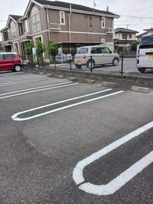【駐車場】 | イースト・ユニゾン | 駐車場です