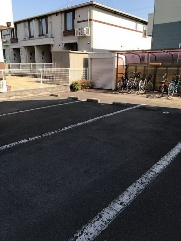 ガーデンハイツⅡ　Ｂの駐車場