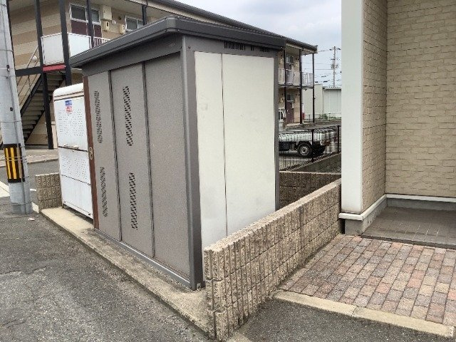 レオパレスジェイ新福のその他|ゴミ置場
