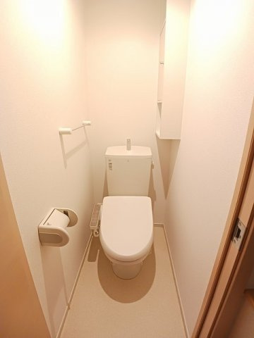 マウントビュー　さくらのトイレ|落ち着いた色調のトイレです