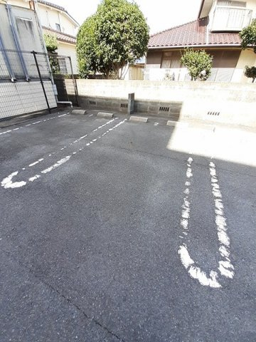 スカイマンションの駐車場|駐車場があります