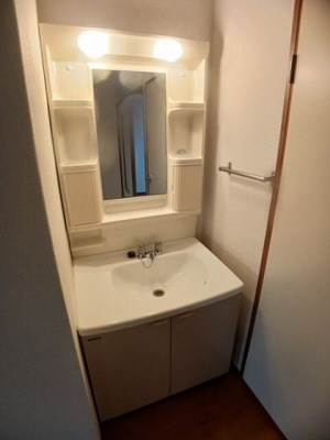 【洗面所】 | ニューシティ光星 | 使いやすい洗面所です