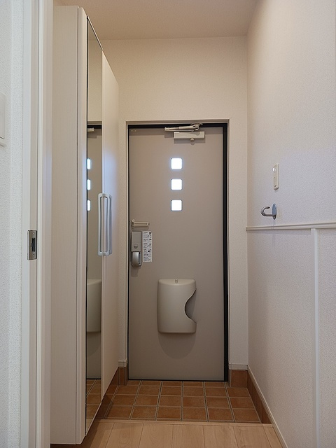 ライムＭ　Ａ棟の玄関