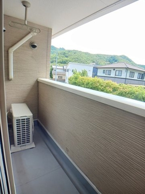 【バルコニー】 | ハーモニーツネヤマ | 陽当たり良好なバルコニーです