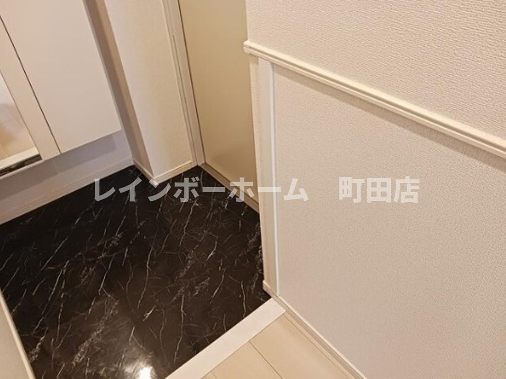 ヴェリーヌ※初期費用分割あと払いサービス利用可能物件の玄関