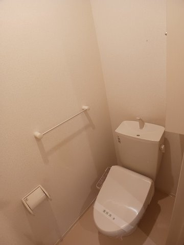 アヴァンティⅣのトイレ|ゆったりとした空間のトイレです