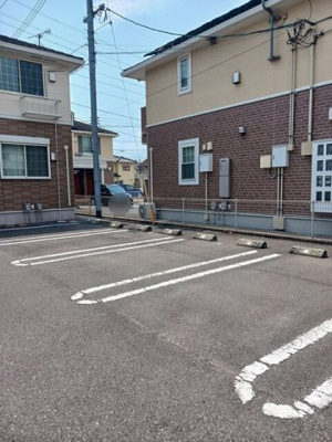 【駐車場】 | サンリット・レジデンス平井Ａ | 駐車場があります