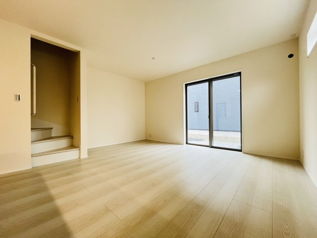 知多市新舞子神田42-1『仲介手数料無料』新築一戸建て・建売の居間・リビング