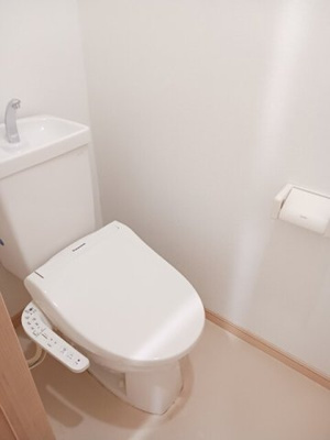 【トイレ】 | アーバン・プレイス | シンプルで使いやすいトイレです