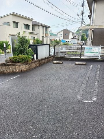 【駐車場】 | ビオレータ | 駐車場完備です