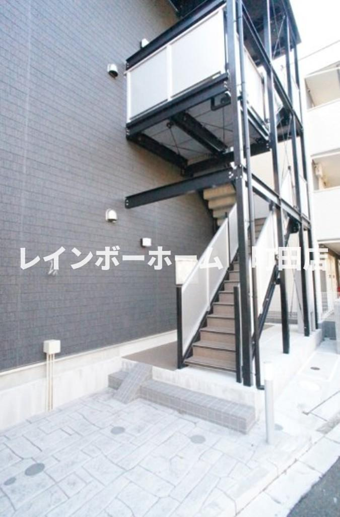 リブリ・アスフィード※初期費用分割あと払いサービス利用可能物件のエントランス