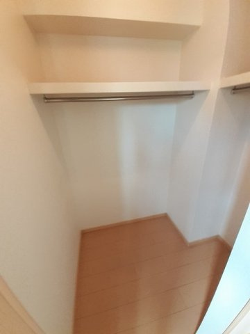 【収納】 | エレガンテ　フィオーレ　Ａ | 専用の収納スペースです