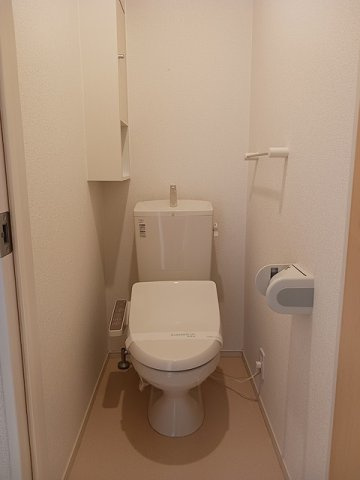 【トイレ】 | フォレストガーデンＣ | コンパクトで使いやすいトイレです