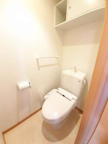 【トイレ】 | アンジュ　Ｂ | 落ち着いた色調のトイレです