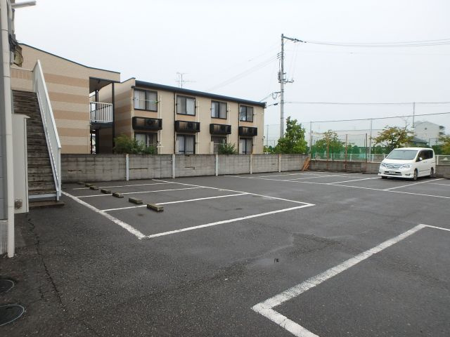 【駐車場】 | ダイヤモンドハイツKII | 駐車スペースもあります