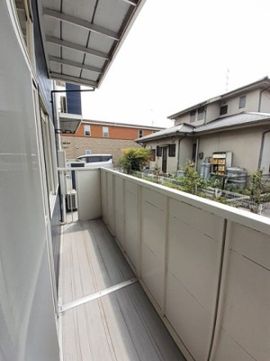 【バルコニー】 | ひまわりＡ | 外からの目が気にならないバルコニーで洗濯物が干せます
