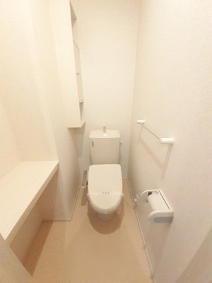 【トイレ】 | サウスエイトⅢ | ゆったりとした空間のトイレです