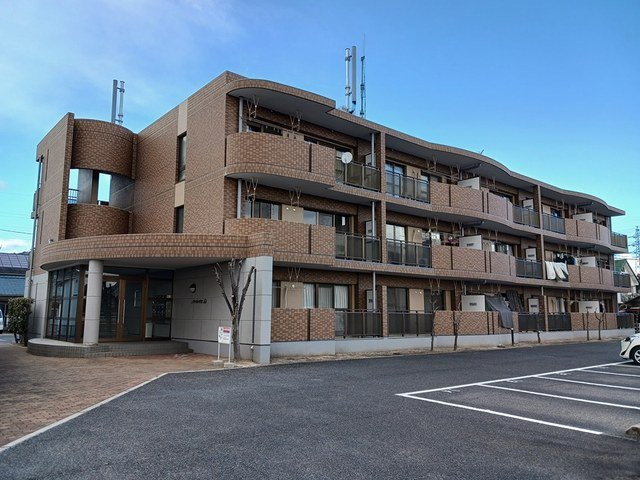 アンソレイエ湊の外観|落ち着いた雰囲気の外観です