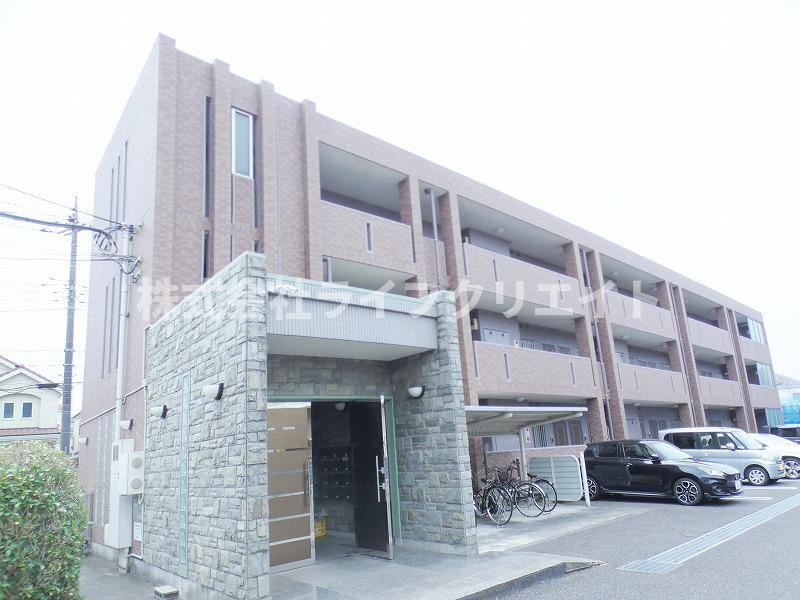 ロイヤル・レジデンス弐番館の外観