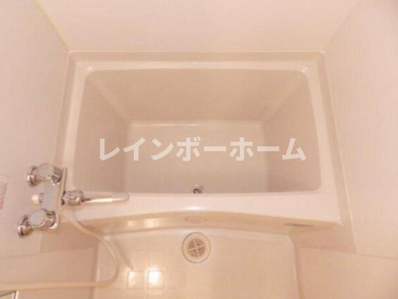 メゾンサンパの浴室