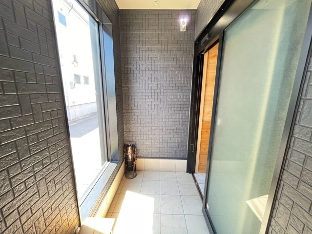 坂左右町　近藤様店舗の内装