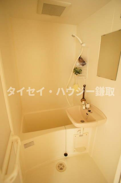 芝コーポ５号館の浴室