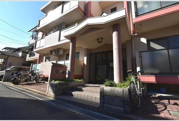 アルカディアSTのエントランス