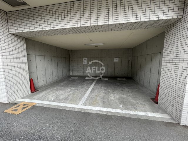 レオンコンフォート新梅田Ⅱの駐車場|レオンコンフォート新梅田II　駐車場