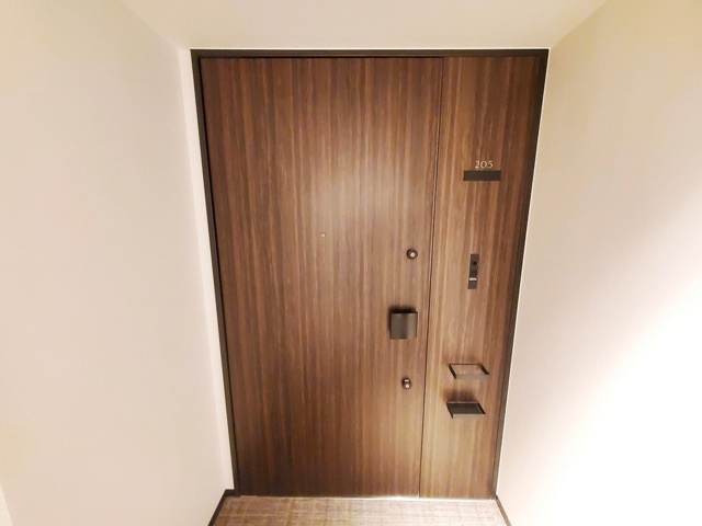 アトラス白金台レジデンスの玄関