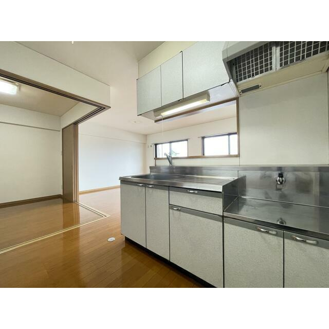 熊本市東区花立４丁目の賃貸マンションのキッチン