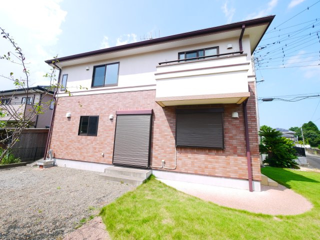 東金市家徳　  中古戸建 の庭|内装リフォーム済み令和8年7月 1階電動シャッター 敷地約79坪 軽は車3台可 複層ガラス 都市ガス