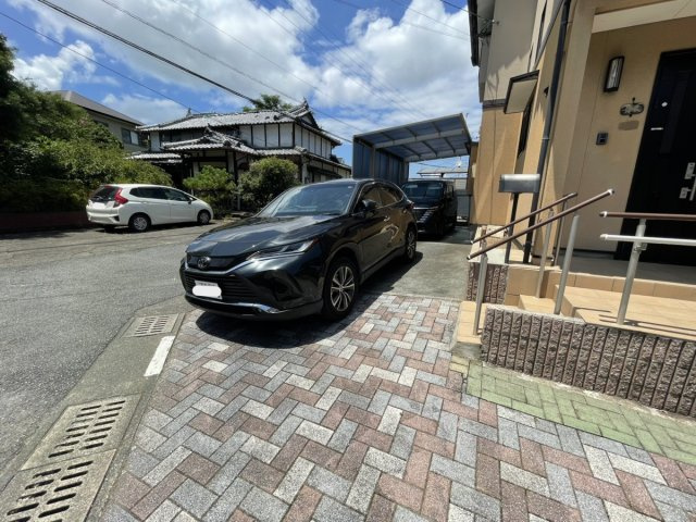 古保里町戸建ての駐車場