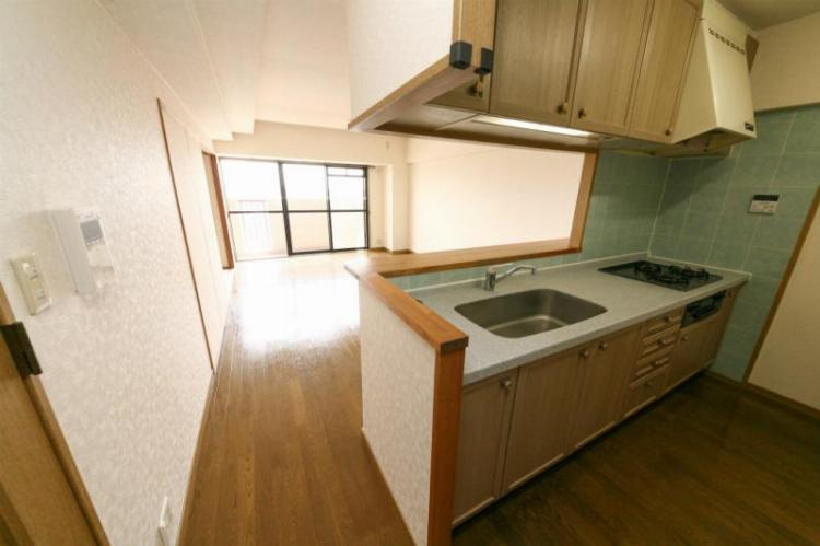 春日市弥生５丁目の賃貸マンションの玄関